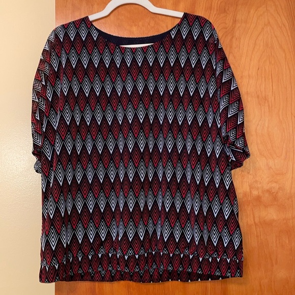 Worthington Tops - Worthington Petite Woman’s short sleeve top, size XL